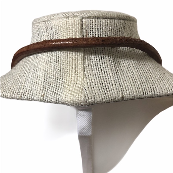 Vintage Collar Necklace - Picture 3 of 3